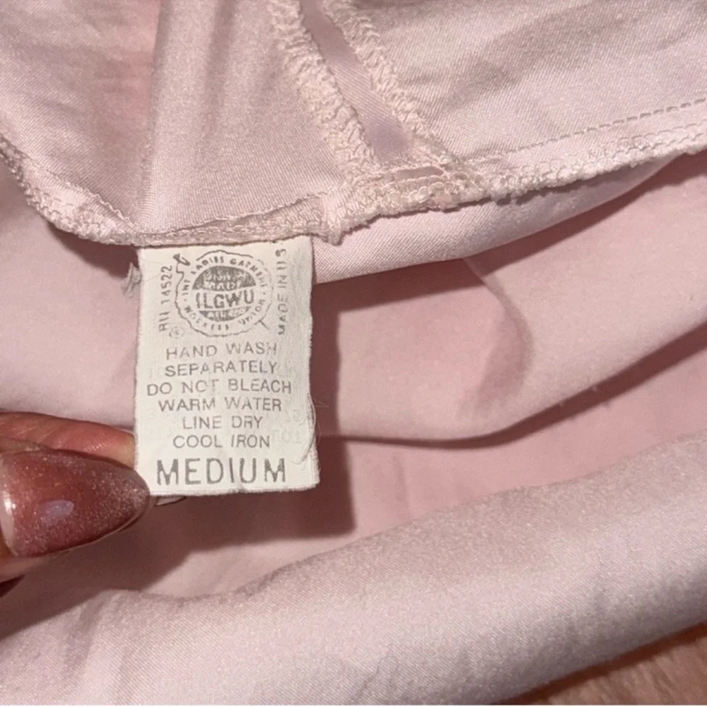 Vintage Christian Dior Soft Pink Lace Chemise Lingered
size M - Picture 10 of 17